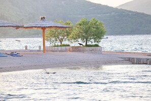 Apartamento (Two Bedroom Apartment with Terrace) | Playa