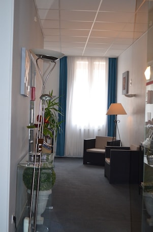 Recepción. Hotel de La Croix de Malte