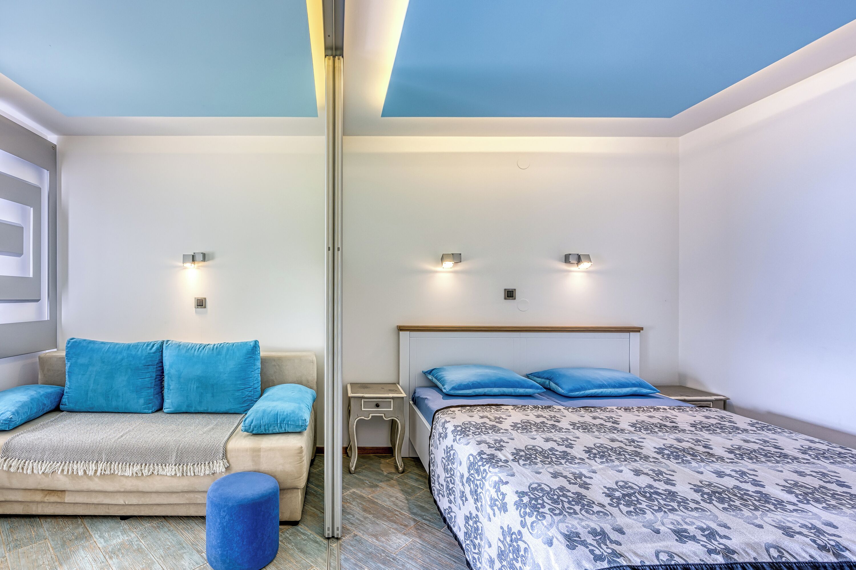 Appartement Lune de Miel, plusieurs chambres, vue mer (Pool Studio Debeli Rtič 1) | 4 chambres, Wi-Fi gratuit, draps fournis