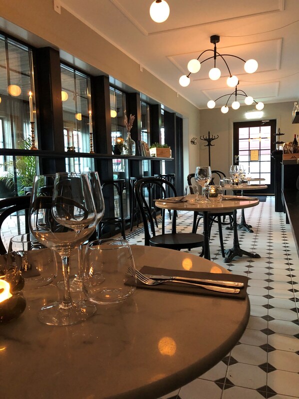 Dining - Hotell Viktors (Salen)