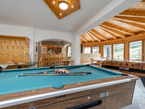 Spielezimmer