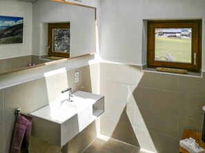 Shower - Tauernhaus Madelief (Piesendorf)