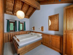 4 chambres, lits bébé (en supplément)