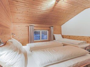 4 Schlafzimmer