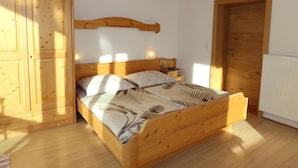 Unclassified image, 5 of 15, button - Waldhaus II (Mayrhofen)