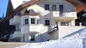 Exterior - Primavera (See)