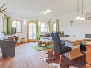 In-room dining - Salvenblick (Hopfgarten im Brixental)