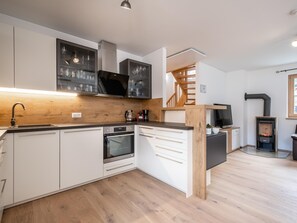 Microwave, oven, dishwasher, coffee/tea maker - Ebersberger (Irdning-Donnersbachtal)