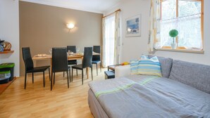 Apartment (1 Bedroom) | In-room dining - Nadine I (Saalbach-Hinterglemm)