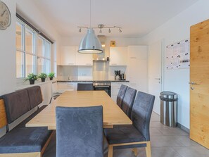 Apartment (2 Bedrooms) | In-room dining - Edelalm Residenz T 7 (Brixen im Thale)