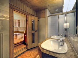 Shower, towels - Goldried Park 45 (Matrei in Osttirol)