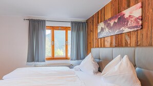 Chalet (Multiple Bedrooms) - Fernansicht Groß (Kirchberg in Tirol)