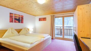 6 bedrooms