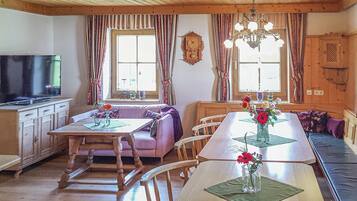 Essbereich im Zimmer