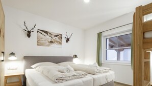 Room - Tauernsuites Sonnblick Top 4 (Muehlbach Am Hochkoenig)
