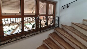 Apartment (2 Bedrooms) | 2 bedrooms, WiFi, bed sheets