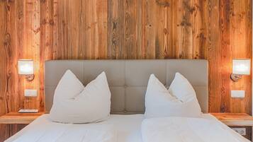 6 bedrooms, bed sheets