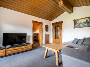 House (1 Bedroom) | Living room | TV, DVD player
