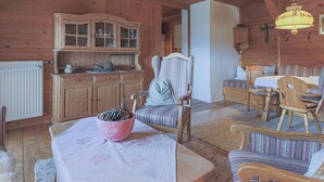 Appartement (2 Bedrooms) | Woonkamer