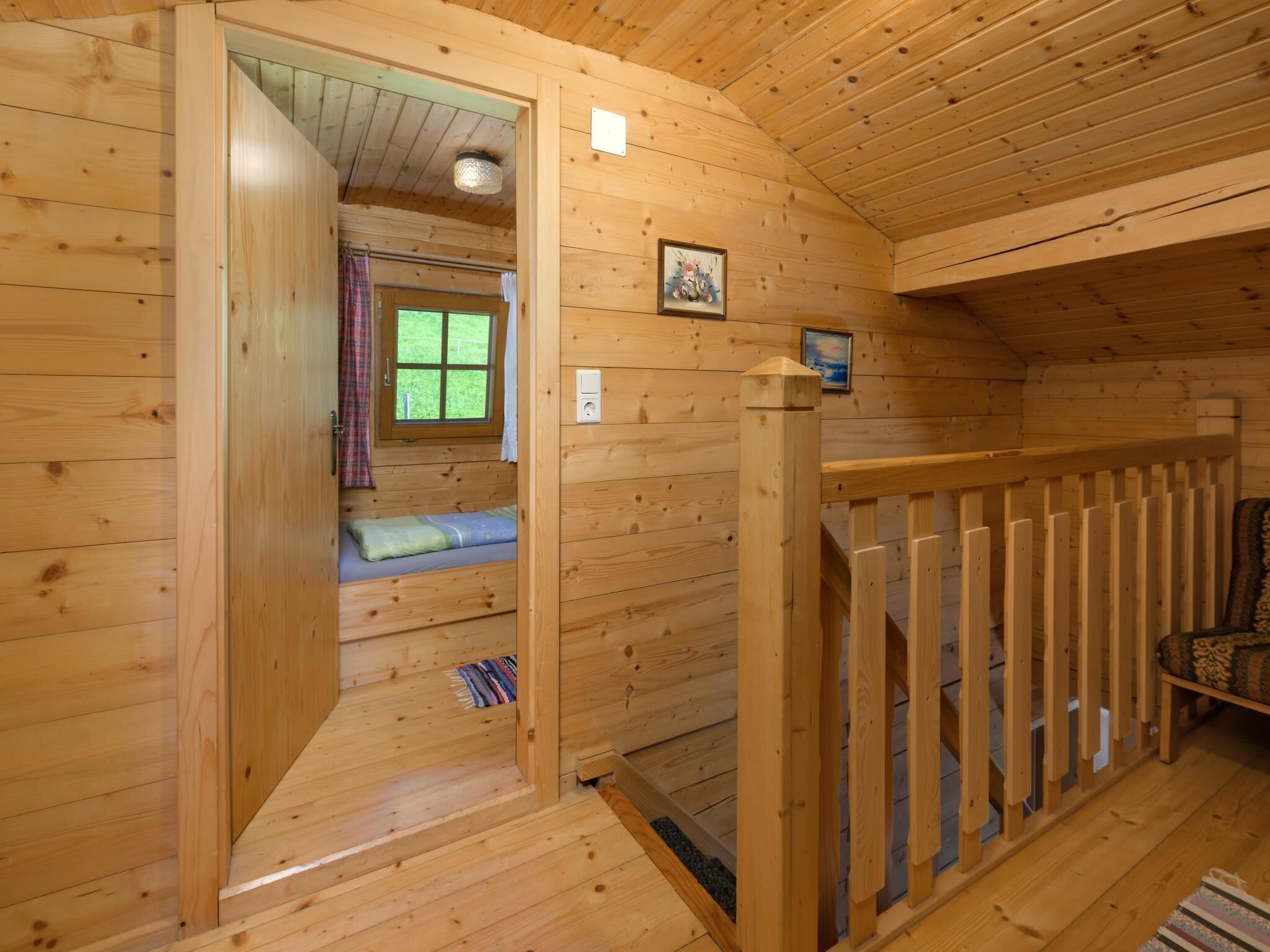 6 kamar tidur dan seprai linen