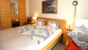 2 bedrooms