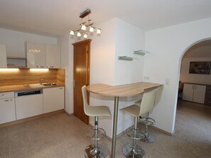 Microondas, horno, lavavajillas, arrocera