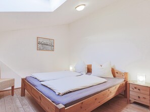 2 bedrooms