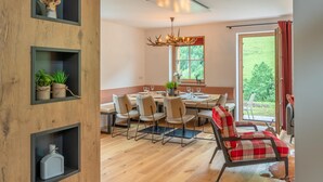 In-room dining - Im Grünen Herzen (Irdning-Donnersbachtal)