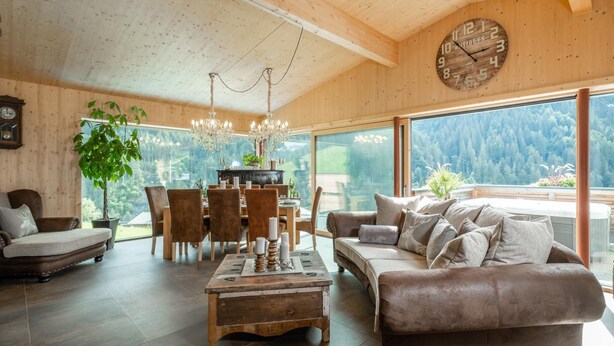 Villa (4 Bedrooms) | Living room - Skyline Villa (Viehhofen)