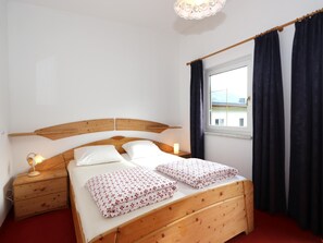 4 bedrooms