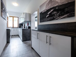 木屋 (Multiple Bedrooms) | 私人厨房 | 冰箱、烤箱、洗碗机、电饭煲