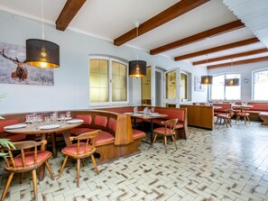 In-room dining - Haslau Small (Hopfgarten im Brixental)