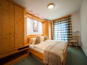 3 chambres, draps fournis