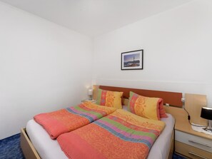 1 habitación y ropa de cama