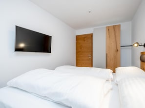 Room - With Guts Living Top 2 (Leogang)