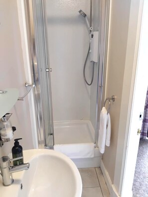 Combinazione doccia/vasca, asciugamani