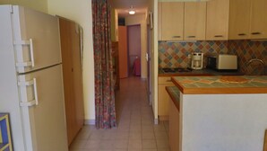 Private kitchen - Spacious T2 cabin, terrace, pet-friendly (Sète)
