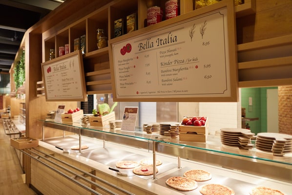 Food and drink - Tropical Islands Campingplatz (Krausnick-Gross Wasserburg)