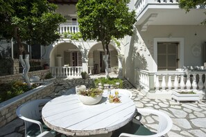 Terrace/patio - The Orange Garden (Corfu)