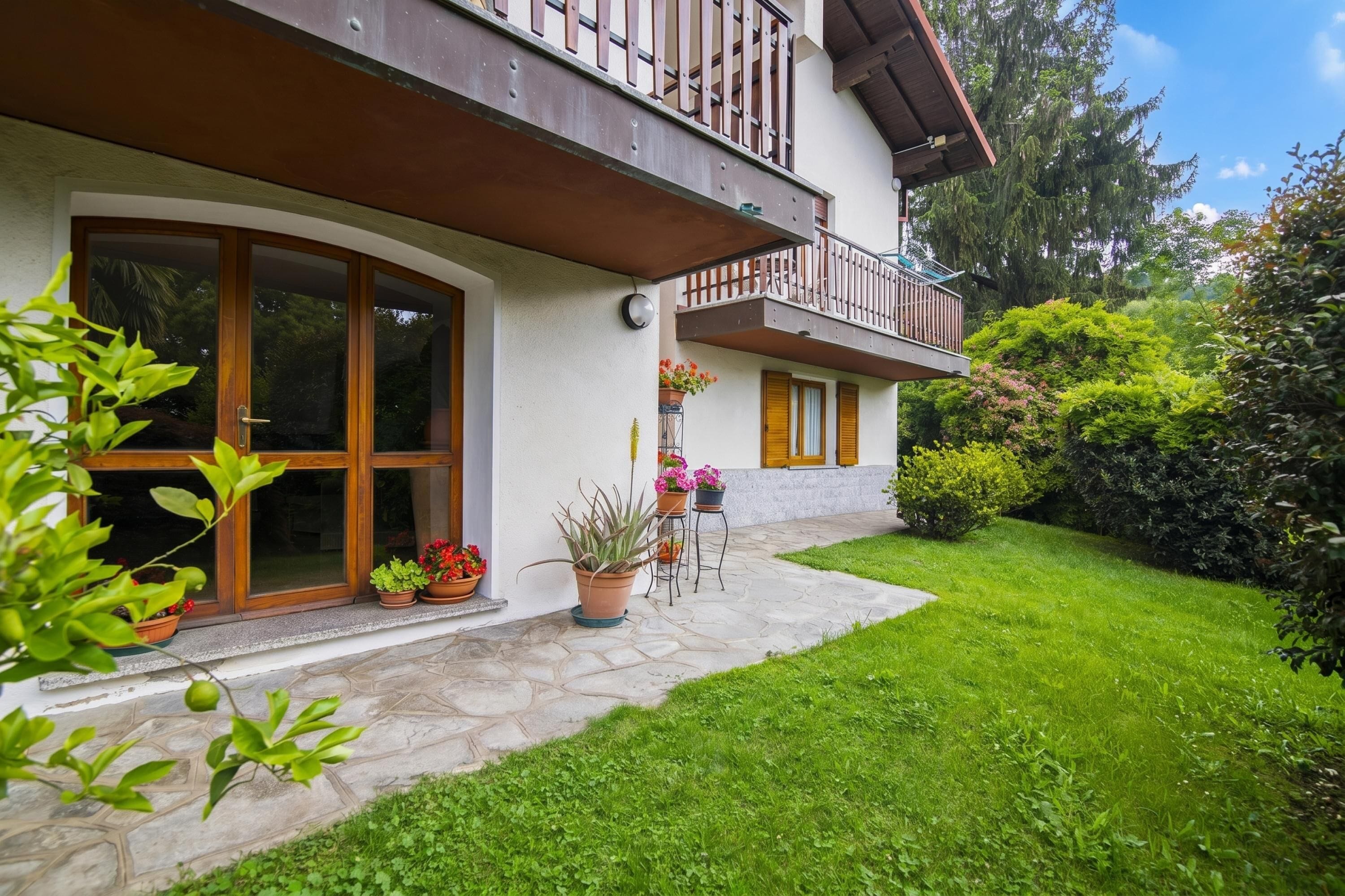 Family Apartment, 2 Bedrooms, 2 Bathrooms, Mountainside (La Verbanina Lake Maggiore Views) | Front of property