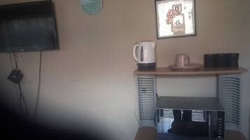 Deluxe kamer | Een strijkplank/strijkijzer, gratis wifi, beddengoed
