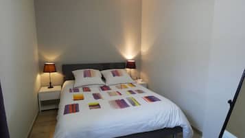2 chambres, Wi-Fi gratuit, draps fournis