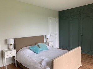 2 bedrooms, free WiFi