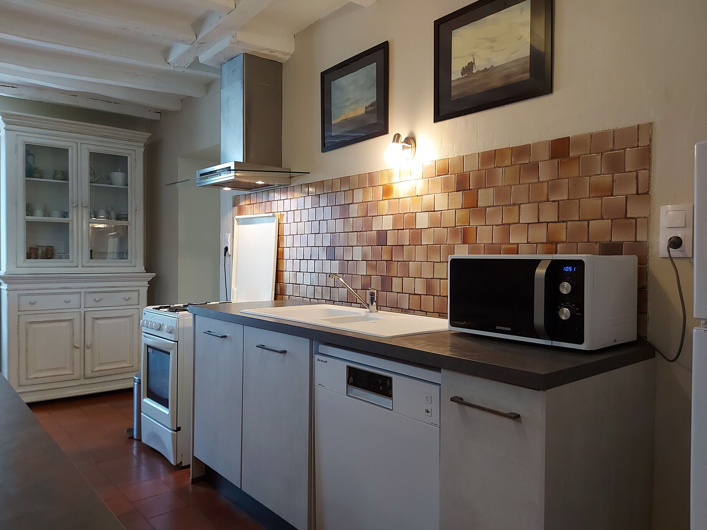 Réfrigérateur, lave-vaisselle