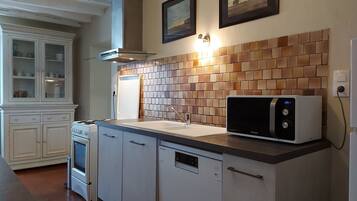 Réfrigérateur, lave-vaisselle