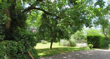 Charming 5-Bed House with Garden near Chartres - Ideal for Families and Pet-Friendly