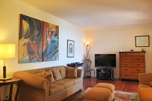 مشغل دي في دي، كرة قدم الطاولة