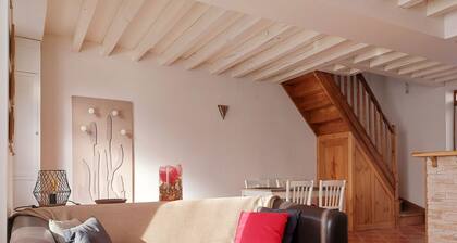 Charmantes Ferienwohnung im Perche, Waldrand, Stadtzentrum, 2 SZ, Garten, Baby-Ausstattung