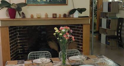 Charming Countryside Retreat: Spacious 2-Bed Gîte with Games, Bikes, and Outdoor Fun