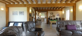 Family cottage for 5 with billiards and playground